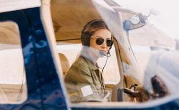 eye tracking flight simulator