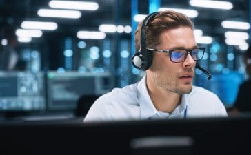 eye tracking with best customer support