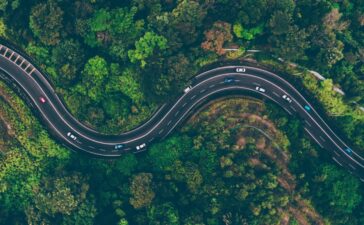 smarteye-blog-the-future-of-road-safety-is-the-automotive-industry-finally-ready-to-gear-up-for-a-sustainable-future