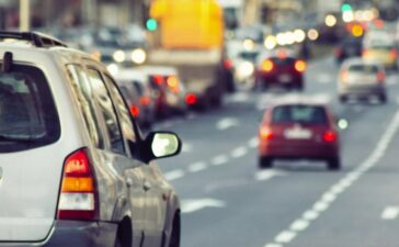 smarteye-news-omnivision-ambarella-partnership-on-automotive-industrys-first-combined-driver-monitoring-and-videoconferencing-camera-solution